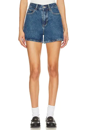 Dr Denim Nora Shorts in - Denim-Medium. Size 24 (also in 25, 26, 27, 28, 29, 32).