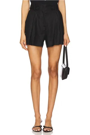 ASTR Ollie Shorts in - . Size L (also in M, S, XS).