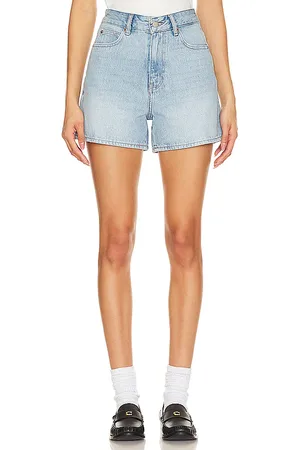 Dr Denim Nora Shorts in - Denim-Light. Size 24 (also in 25, 26, 27, 28, 29, 31, 32).