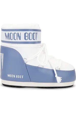 Moon Boot Icon Low Boot in - Blue. Size 36-38 (also in 39-41).