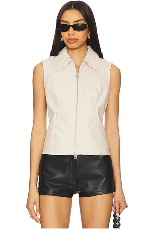 LaMarque Charlie Vest in - Beige. Size M (also in S, XS).