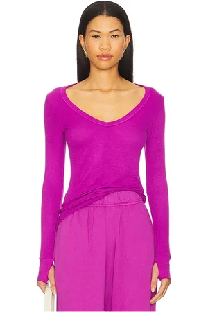 Michael Lauren Otis V Neck Top in - Purple. Size L (also in M, S, XS).