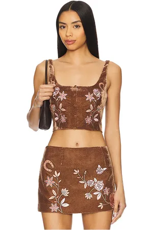 Leslie Amon X REVOLVE Desert Top in - . Size L (also in M, S, XL, XS).