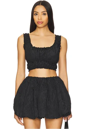 Delfi Pia Top in - . Size S (also in L, M, XS).
