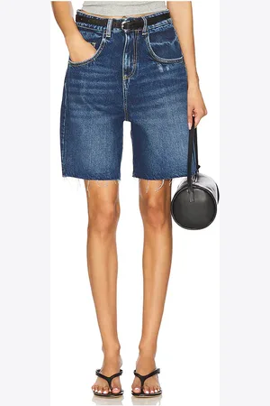 Icon Denim Lea Short in - Blue. Size 23 (also in 24, 25, 26, 27, 28, 29, 30, 31, 32).