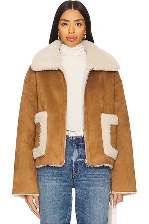 Jakke Vera Faux Shearling Aviator in - Tan. Size L (also in XS).