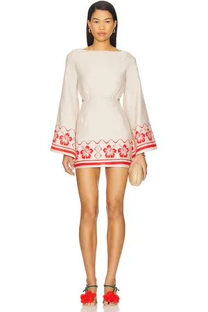 Seven Wonders Isla Mini Dress in - Cream. Size M (also in S, XL, XS).