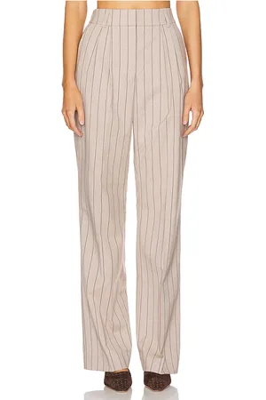 Favorite Daughter The Dream Favorite Pant in - Neutral. Size 0 (also in 4).