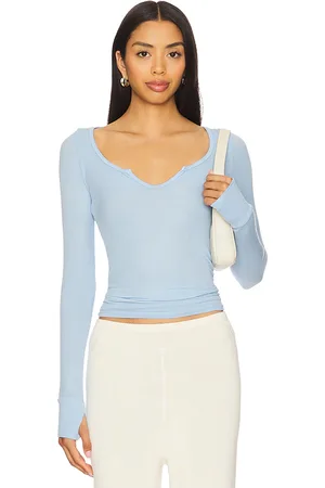 Michael Lauren Maeve Long Sleeve Scoop Neck Top in - Baby Blue. Size L (also in M, S, XS).