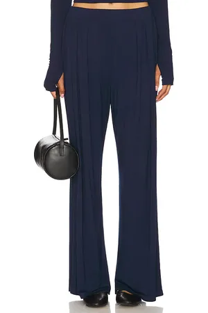 Michael Lauren Vox Pleated Pant in - Navy. Size L (also in M, S, XL, XS).
