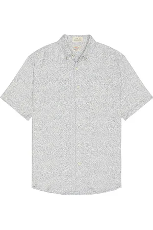 Faherty Short Sleeve Breeze Shirt in - Blue. Size L (also in M, S, XL/1X).