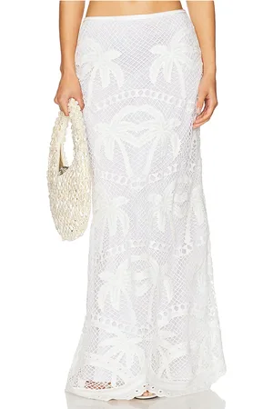 Le Superbe Bohemia Palms Slim Maxi Skirt in - White. Size L (also in M, S, XS).