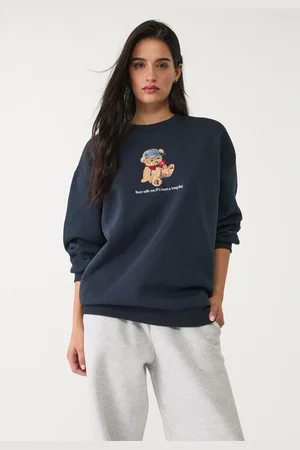 Stradivarius Sweatshirt com urso bordado M