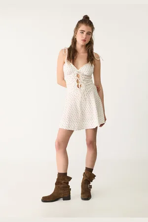 Stradivarius Vestido curto estampado corações XS