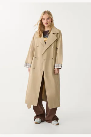 Stradivarius Trench comprido com dobra aos quadrados M
