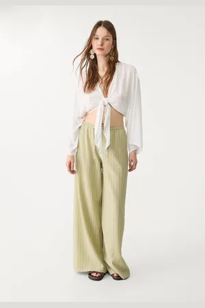 Stradivarius Blusa fluida com nó XL