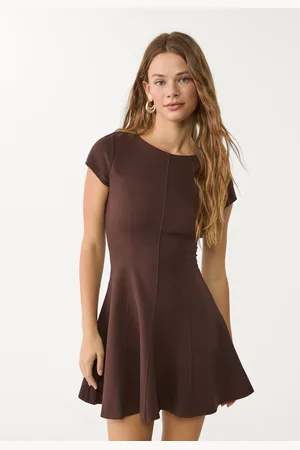Stradivarius Vestido de malha roma de manga curta XL