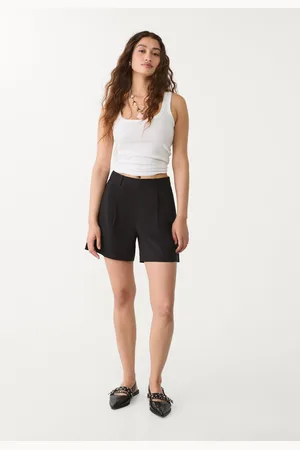 Stradivarius Calções elegantes com pinças 32