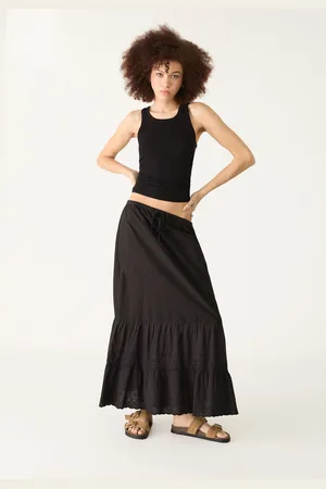 Stradivarius Saia fluida midi com bordados L