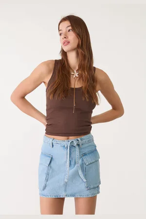 Stradivarius Saia mini cargo de denim 44