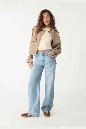 Stradivarius Jeans direitas com brilho 44