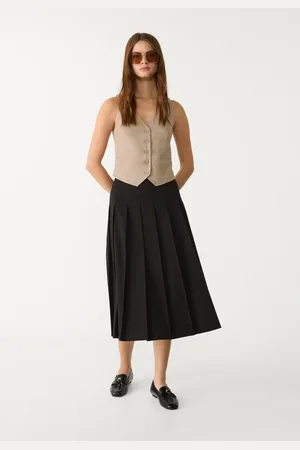 Stradivarius Saia midi com pregas S