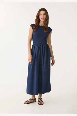 Stradivarius Vestido midi combinado S