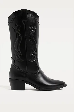 Stradivarius Botas cowboy com tacão 41
