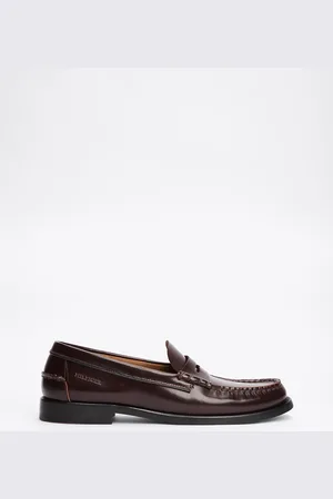 Tommy Hilfiger Debossed Logo Patent Leather Loafers
